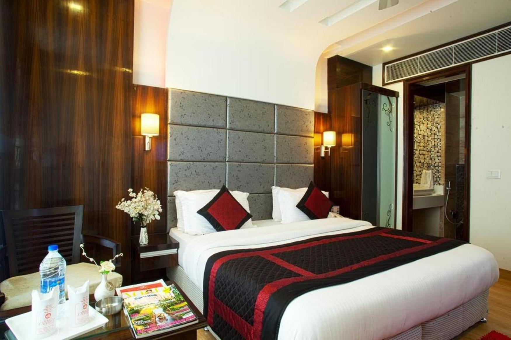 Hotel Ambe Inn By Ambience Delhi Igi Airport Nova Deli Exterior foto